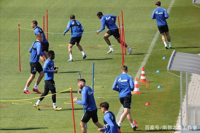 首钢全员通过体测 朱彦西和田宇翔因伤未参加