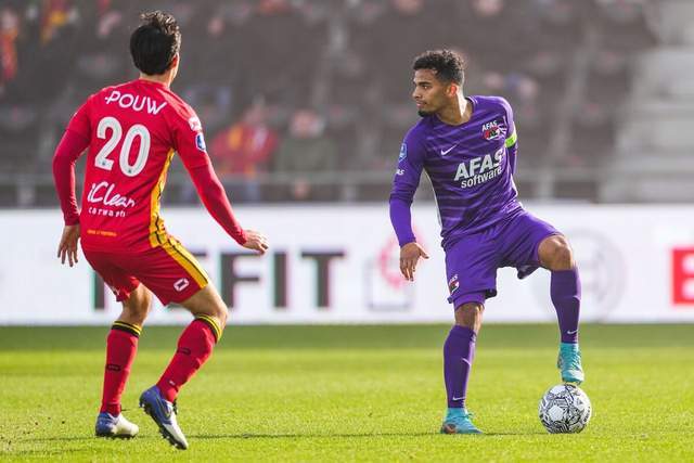 24年前的今天：姚明总决赛砍20+20 CBA生涯季后赛12次&历史第一